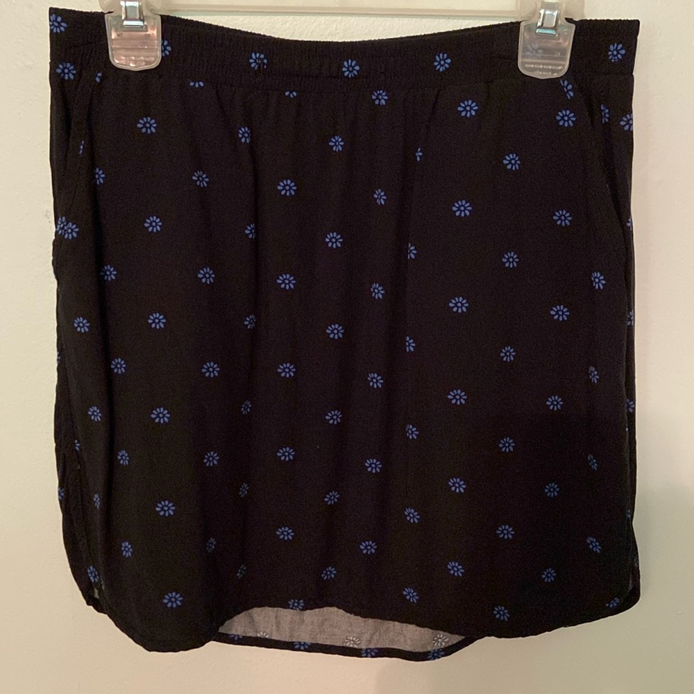 Lightweight skirt